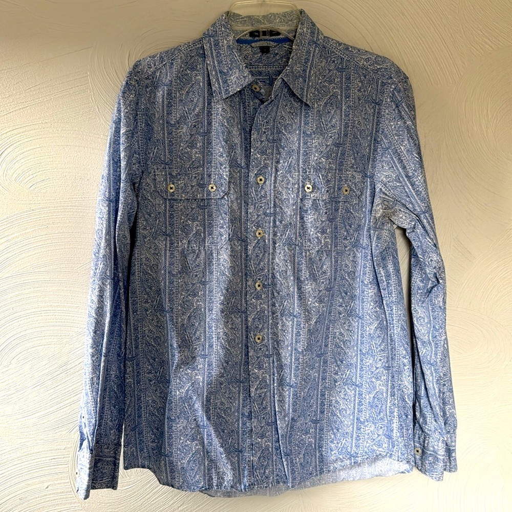 GAP White-and-Blue Paisley Shirt